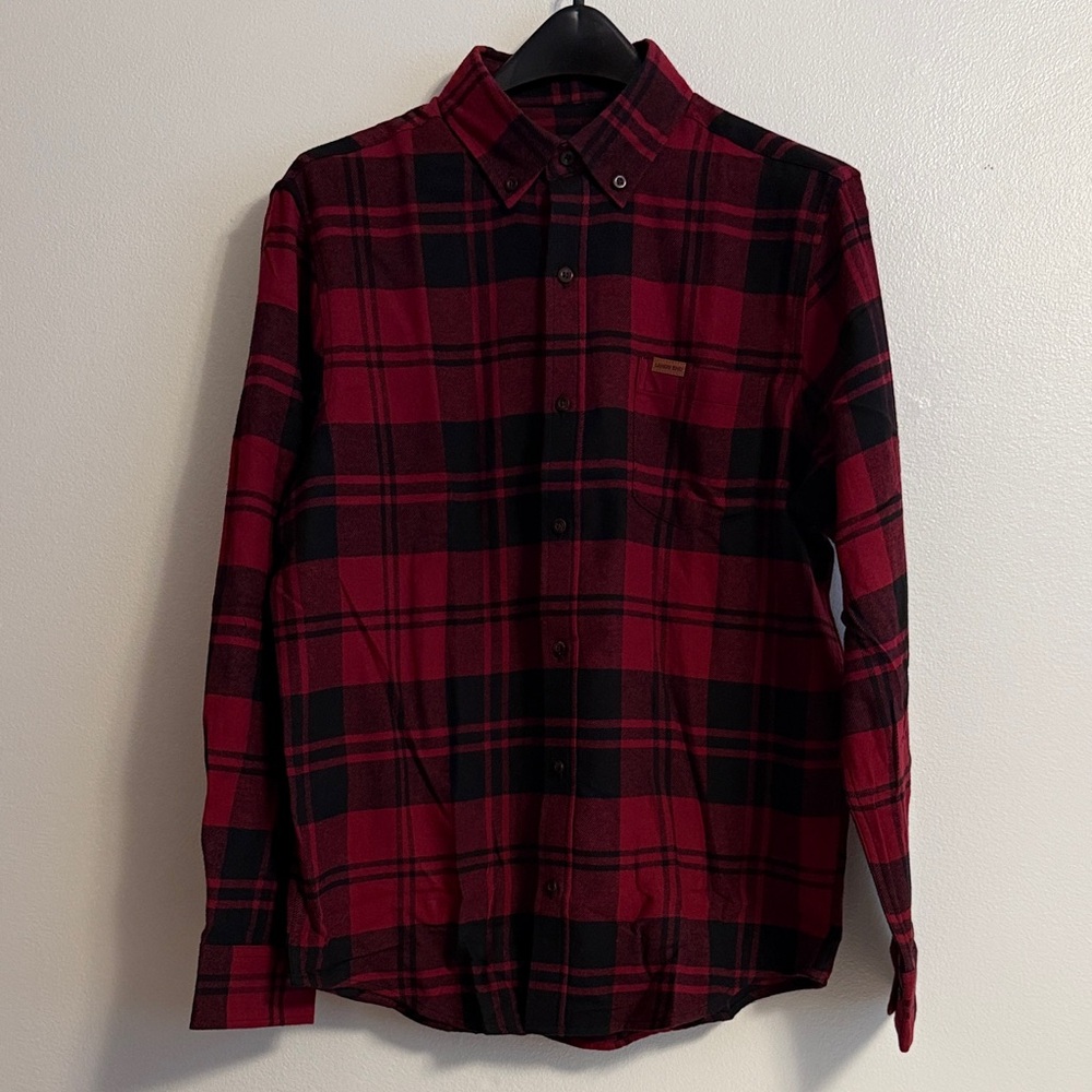 Lands' End Men's Plaid Button-Down Shirt - Red and Black - Picture 4 of 11